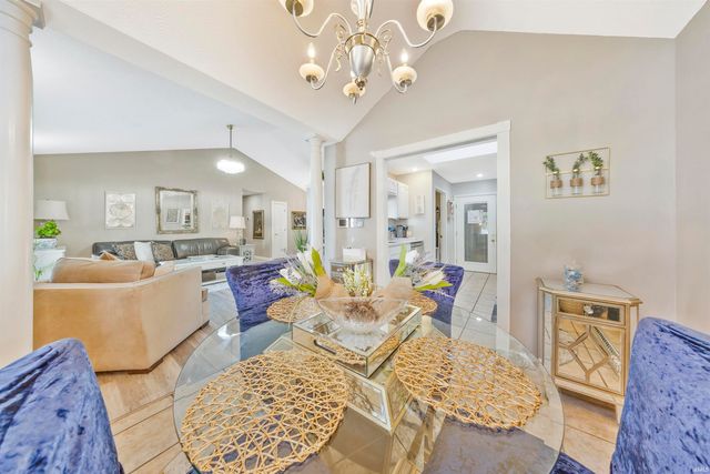 9722 Rabbit Run Drive, Newburgh, IN 47630