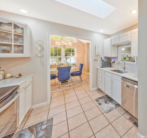 9722 Rabbit Run Drive, Newburgh, IN 47630