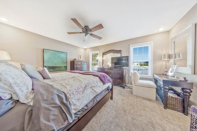 9722 Rabbit Run Drive, Newburgh, IN 47630