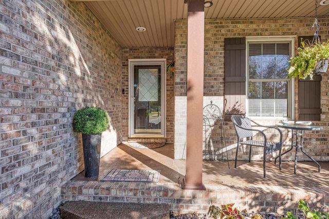 9722 Rabbit Run Drive, Newburgh, IN 47630