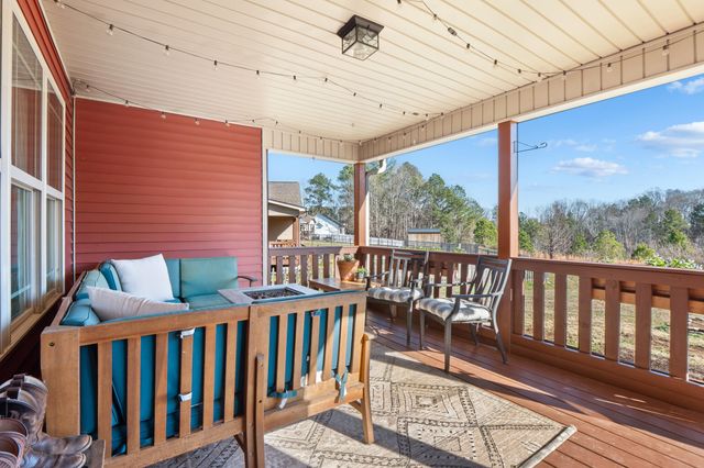 66 Cottage Crest Court, Chickamauga, GA 30707