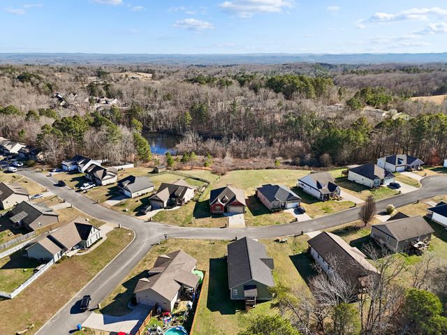 66 Cottage Crest Court, Chickamauga, GA 30707