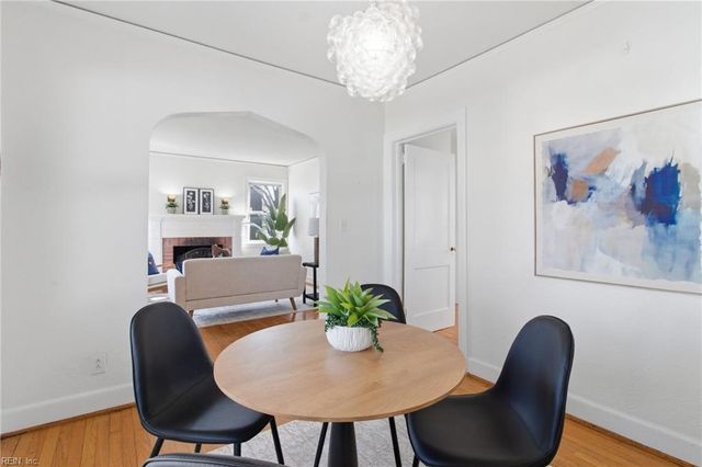 3821 Lenoir CIR, Norfolk, VA 23513