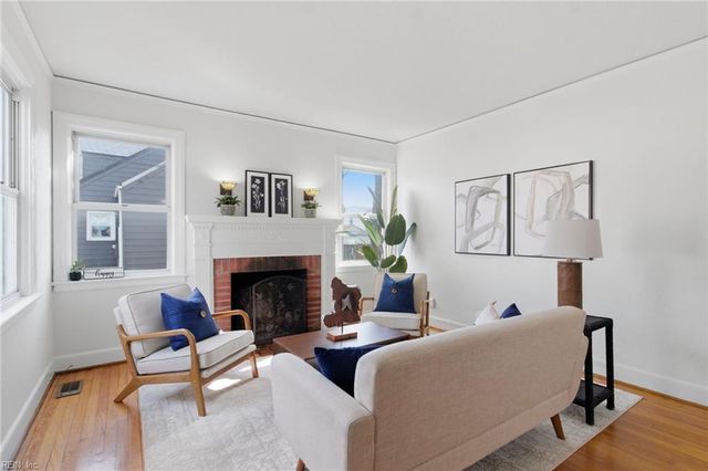 3821 Lenoir CIR, Norfolk, VA 23513