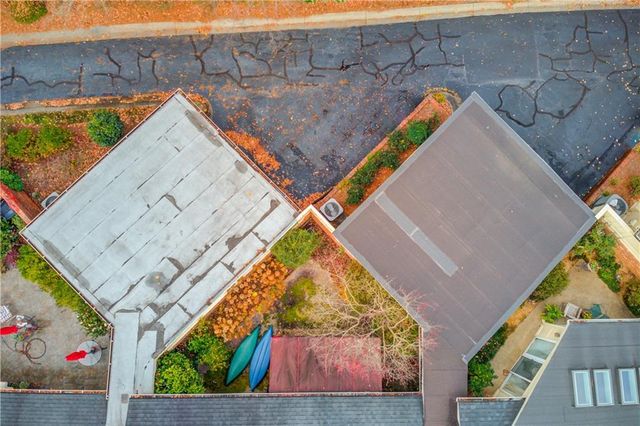 6381 E Deerhollow Way, Peachtree Corners, GA 30092