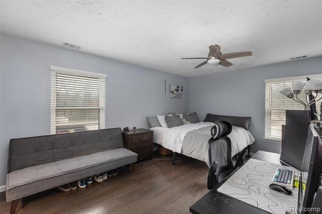 19567 Northridge Drive, Northville, MI 48167