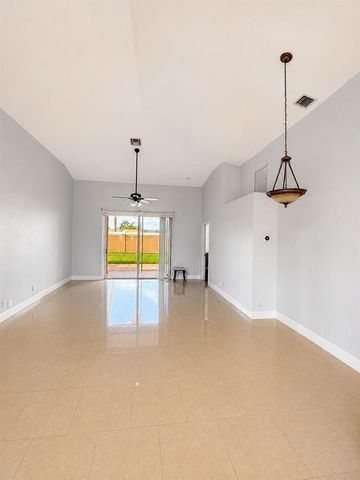 8061 Saw Palmetto Lane, Boynton Beach, FL 33436