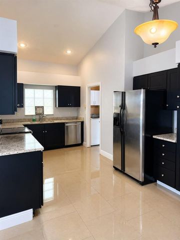 8061 Saw Palmetto Lane, Boynton Beach, FL 33436