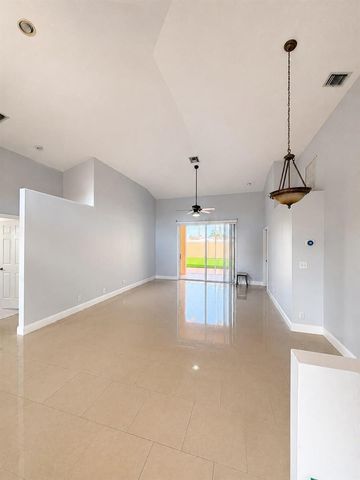 8061 Saw Palmetto Lane, Boynton Beach, FL 33436