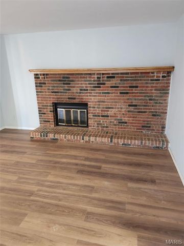 12303 White Cap Lane, Florissant, MO 63033