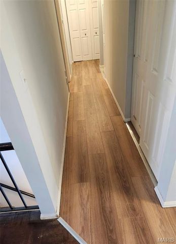 12303 White Cap Lane, Florissant, MO 63033