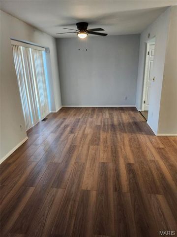 12303 White Cap Lane, Florissant, MO 63033