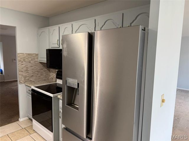 12303 White Cap Lane, Florissant, MO 63033