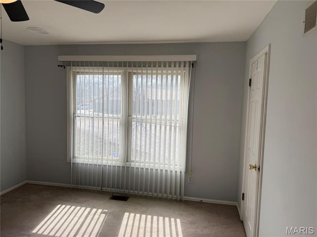 12303 White Cap Lane, Florissant, MO 63033