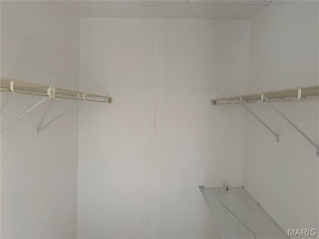 12303 White Cap Lane, Florissant, MO 63033