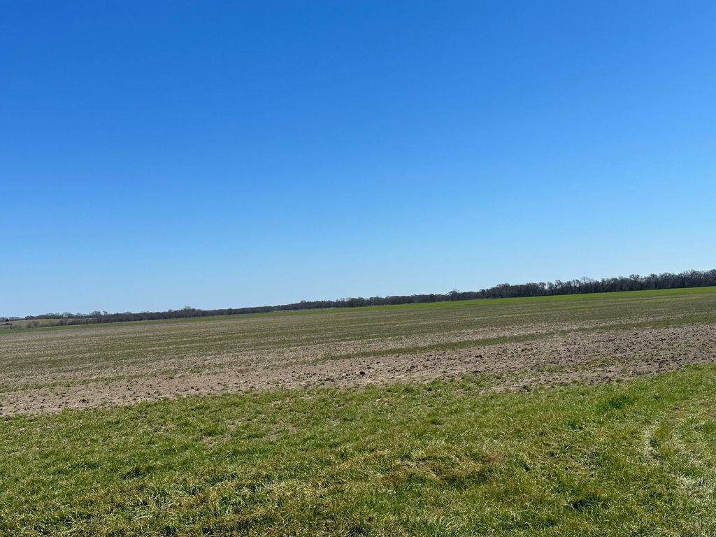 7600 Ensign Road, Ennis, TX 75119