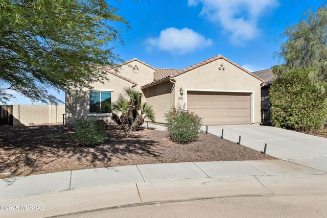 33701 S Presidio Place, Red Rock, AZ 85145