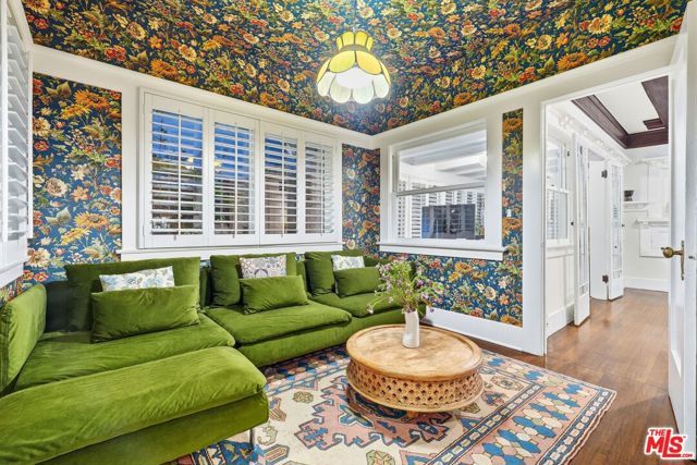 1458 W 48th Street, Los Angeles, CA 90062