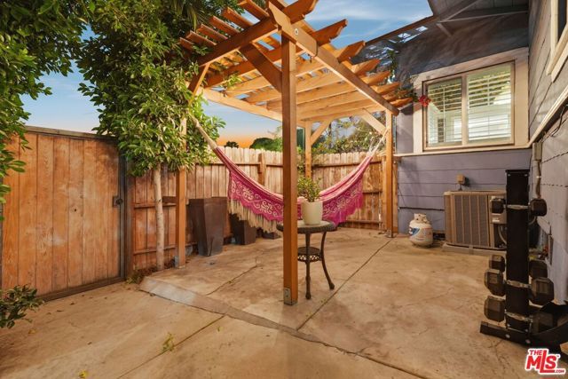 1458 W 48th Street, Los Angeles, CA 90062