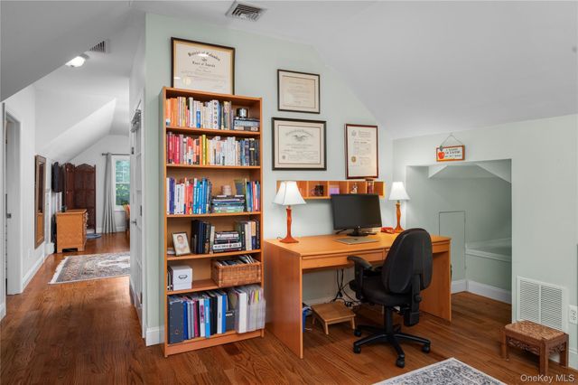36 Myrtle Avenue, Dobbs Ferry, NY 10522