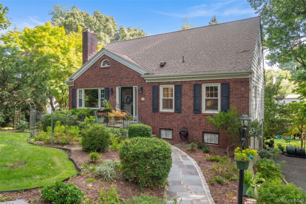 36 Myrtle Avenue, Dobbs Ferry, NY 10522 — exterior