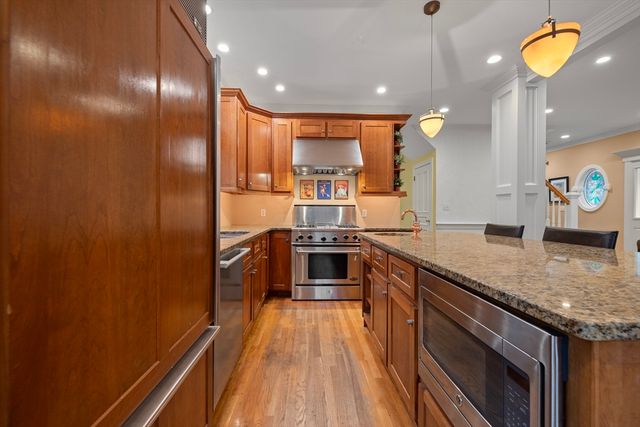 241 Ridge St, Winchester, MA 01890