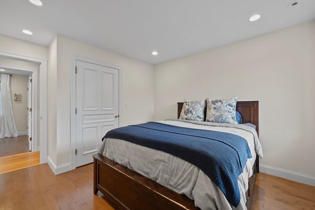 241 Ridge St, Winchester, MA 01890