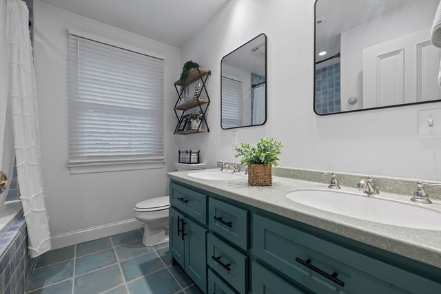 241 Ridge St, Winchester, MA 01890