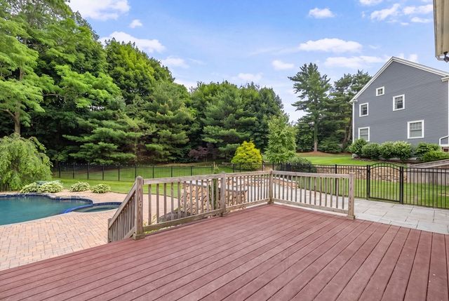 241 Ridge St, Winchester, MA 01890