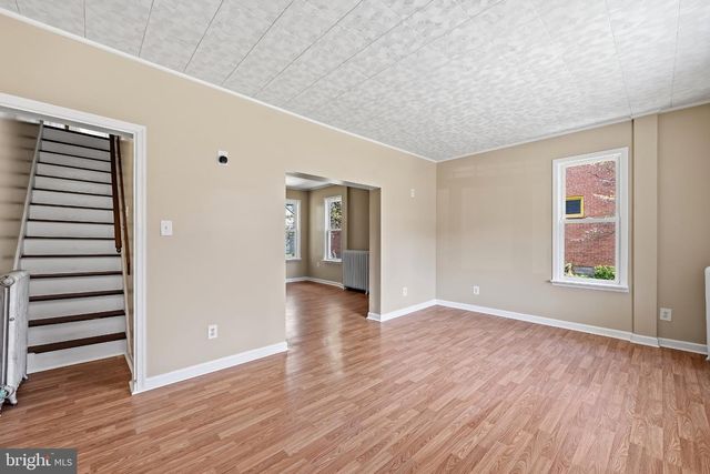 102 S WHITEOAK ST, Kutztown, PA 19530
