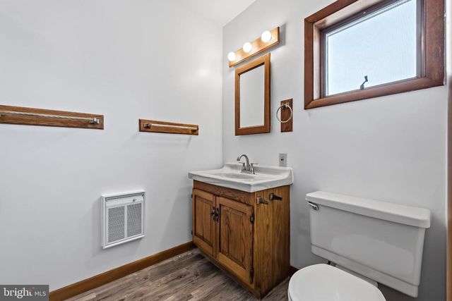 102 S WHITEOAK ST, Kutztown, PA 19530