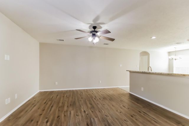 330 Harbor Mist Drive, Crosby, TX 77532