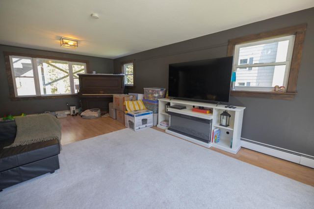 31 Trowbridge Road, Keene, NH 03431