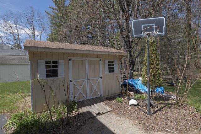 31 Trowbridge Road, Keene, NH 03431