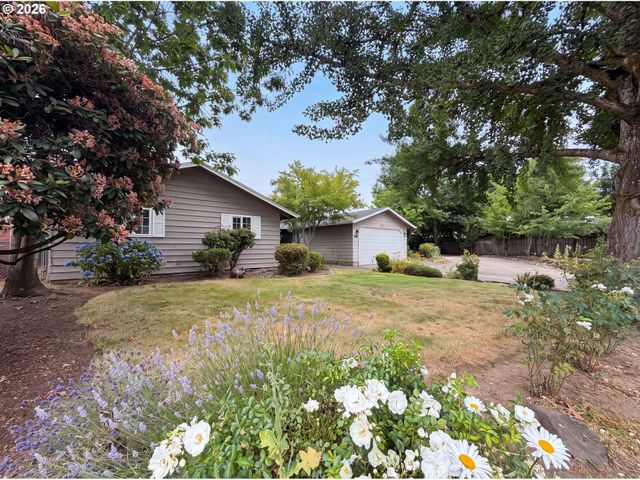 3333 17TH Ave, Forest Grove, OR 97116