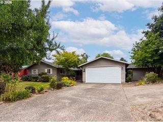 3333 17TH Ave, Forest Grove, OR 97116
