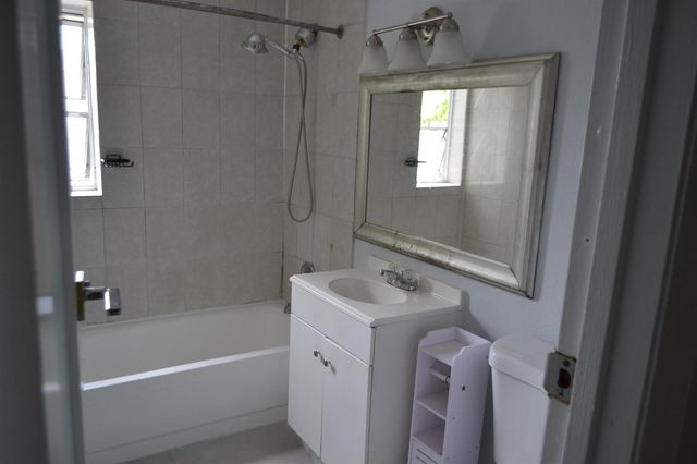 608 NW 20th Court, Pompano Beach, FL 33060
