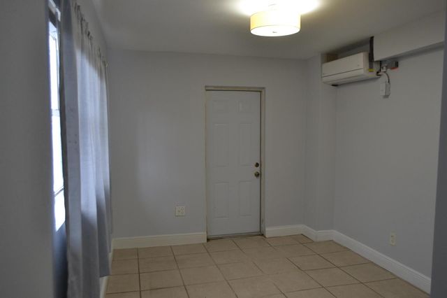 608 NW 20th Court, Pompano Beach, FL 33060