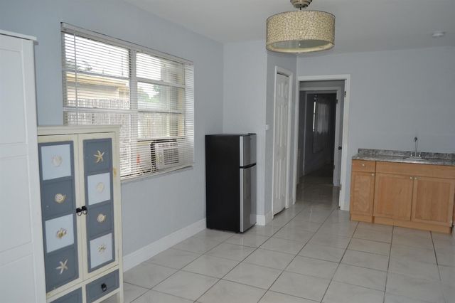 608 NW 20th Court, Pompano Beach, FL 33060