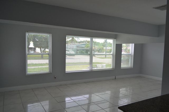 608 NW 20th Court, Pompano Beach, FL 33060