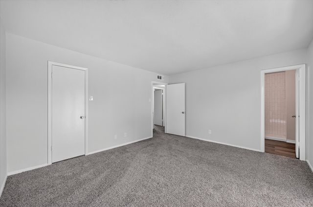 1801 E Grauwyler Road 101, Irving, TX 75061