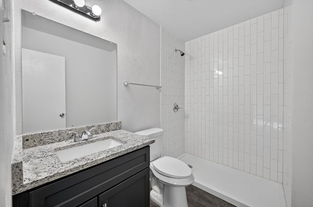 1801 E Grauwyler Road 101, Irving, TX 75061