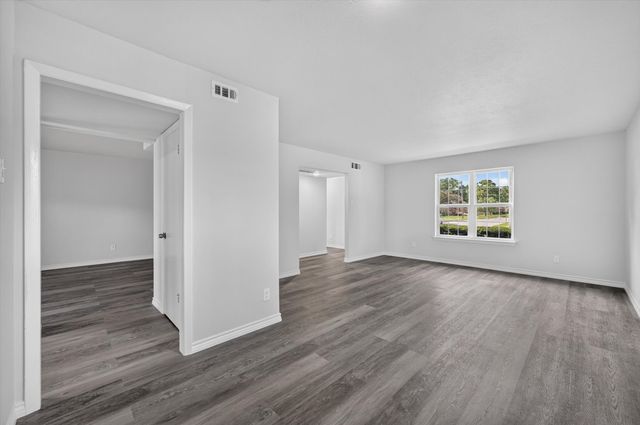 1801 E Grauwyler Road 101, Irving, TX 75061