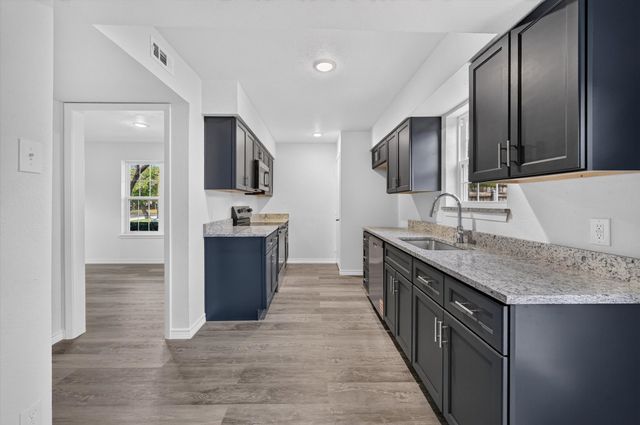 1801 E Grauwyler Road 101, Irving, TX 75061