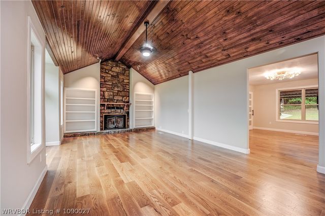 2311 Shadow Lake Drive, Greenwood, AR 72936