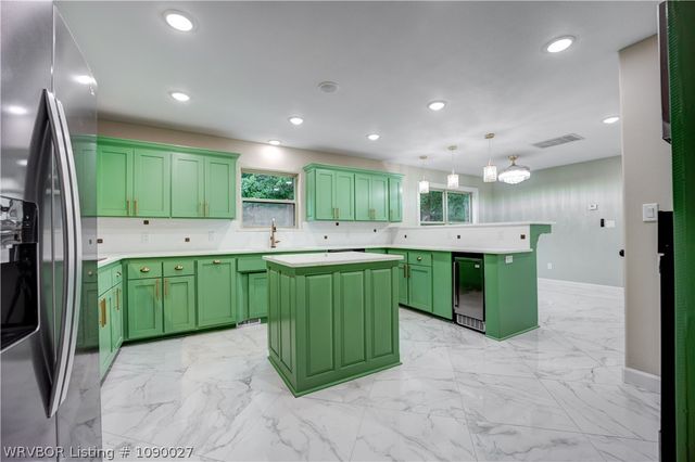 2311 Shadow Lake Drive, Greenwood, AR 72936
