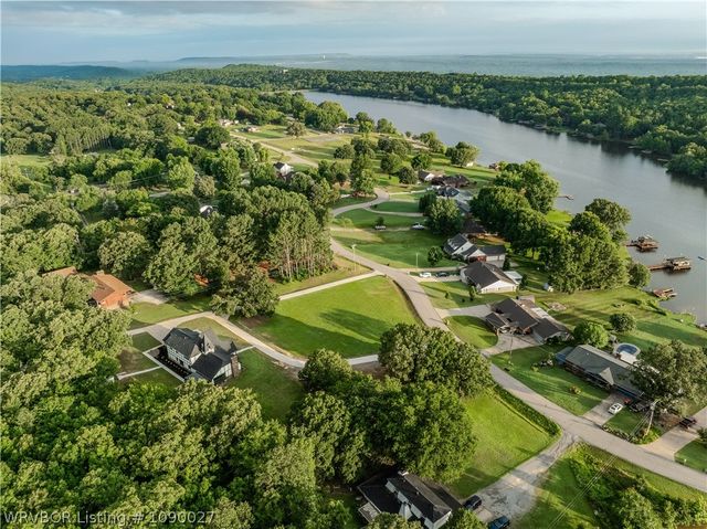 2311 Shadow Lake Drive, Greenwood, AR 72936