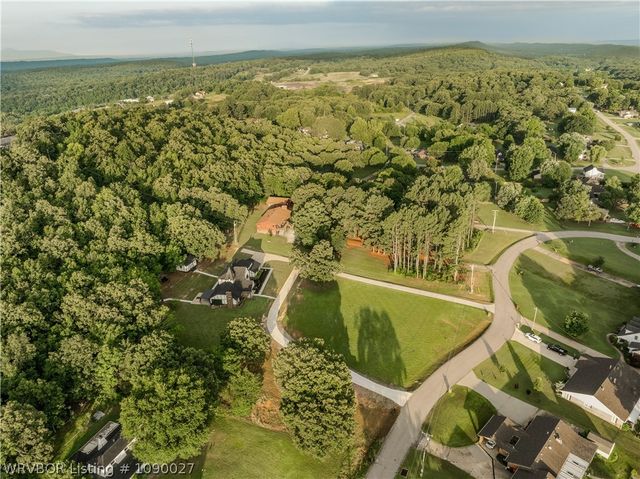 2311 Shadow Lake Drive, Greenwood, AR 72936
