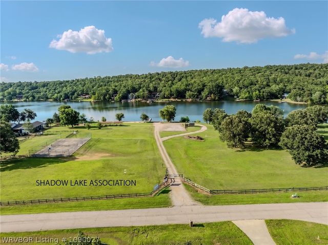 2311 Shadow Lake Drive, Greenwood, AR 72936