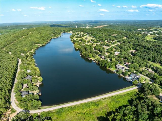 2311 Shadow Lake Drive, Greenwood, AR 72936